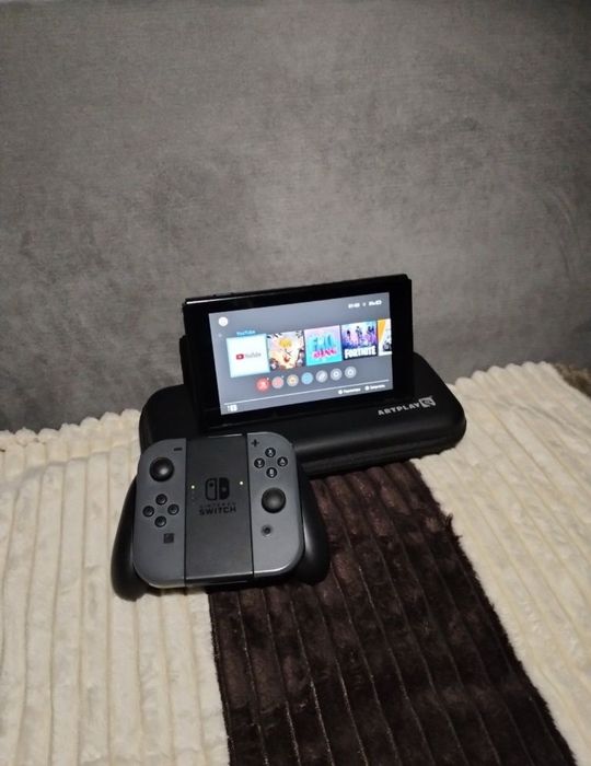 Продам Nintendo Switch
