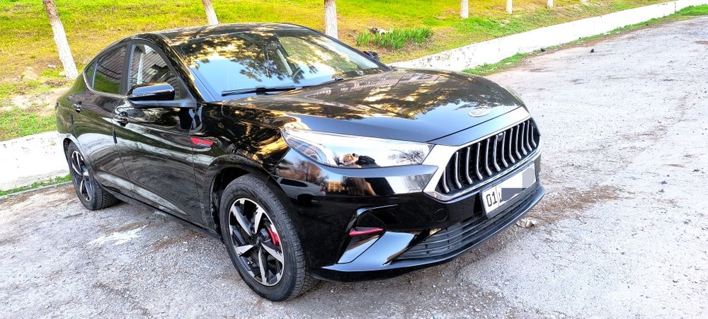 JAC J7 black redline