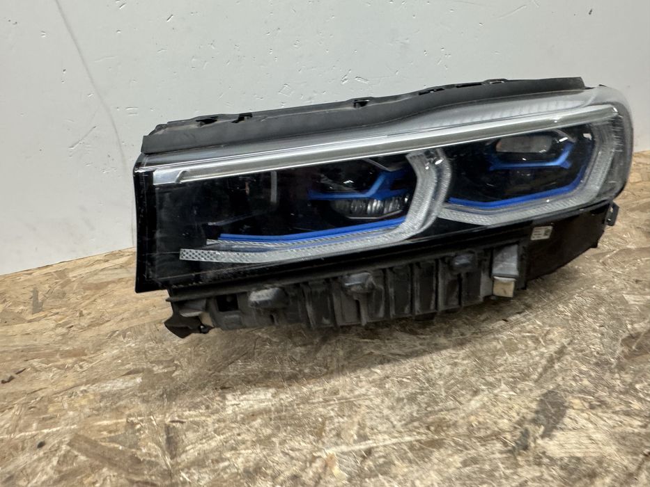 Far bmw G11 G12 LCI Laser 2019-2021 stanga