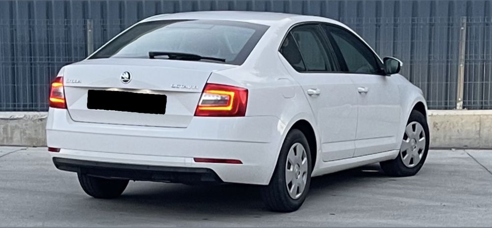 SKODA Octavia 2019 — imagine 3