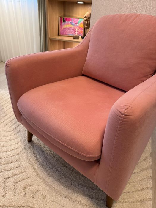 Vand fotoliu roz stare excelenta