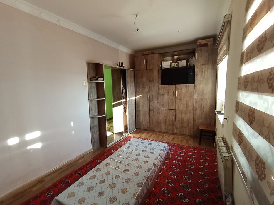 Продаётся дом в центре города, локация: Ж.Д вокзал. Ориентир:Яккасар