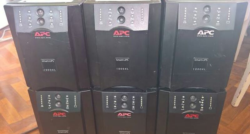 Smart 1000. Smart ups 1000 XL. APC 1000xl. Smart ups 750 XL аккумуляторы. Smart-ups 1000 XL индикаторы.