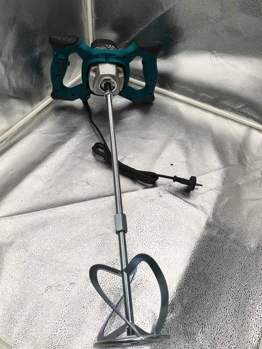 Mixer vopsea mortar 2800W 970RPM Onex 249 lei