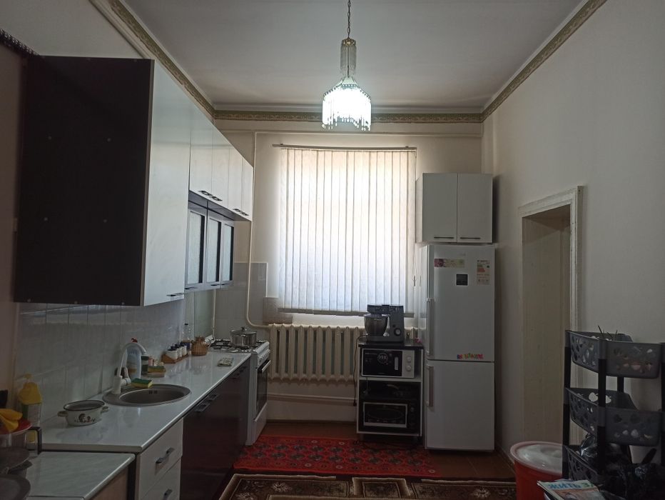 Срочно Куйбышев отделде тас кирпичден салинган жай сатылады