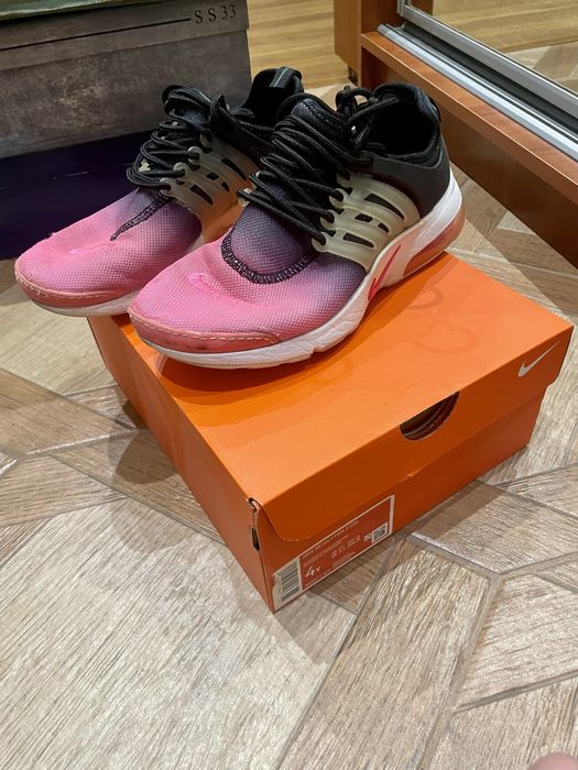 Женские кроссовки Nike