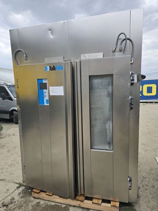 Dospitor Marca  Kolb Brutarie,Patiserie
Are si program de racire!Stare foarte buna!
Pret 2500 Eur plus Tva!