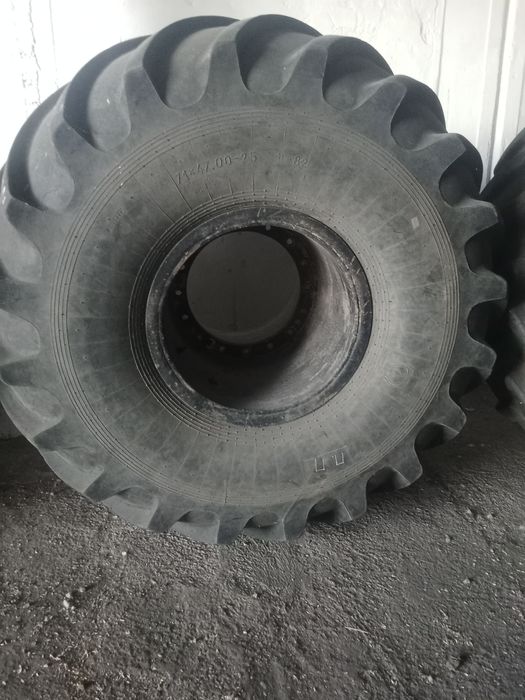 Продам резину на к700 и701