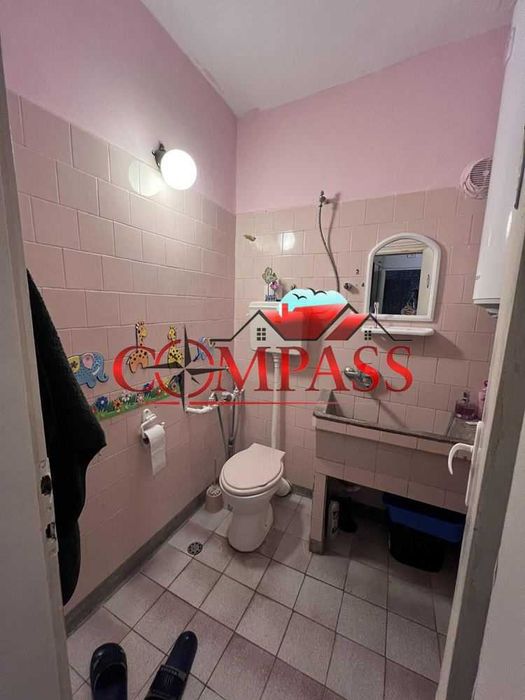 Продава се Едностаен апартамент в Ямбол, Център - 44 кв.м за 1100 €/кв.м - Снимка #11