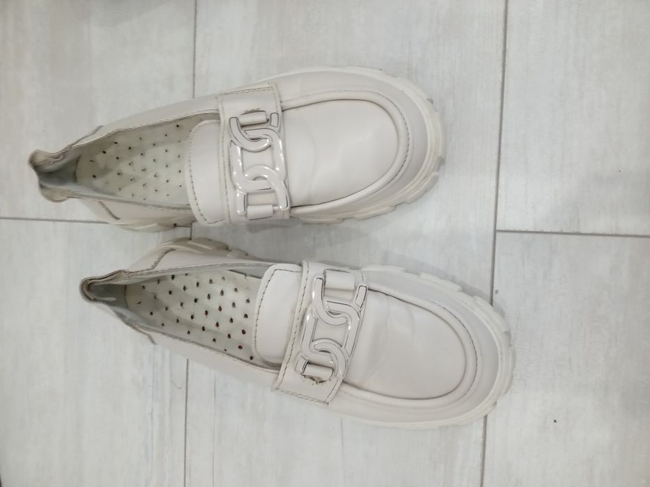 Продам детские батинки