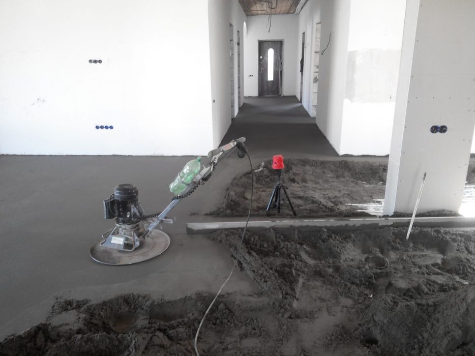 Полисухой стяжка