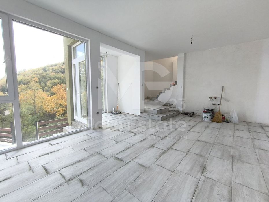 Продава се Къща в с. Руен, Област Пловдив - 100 кв.м за 1750 €/кв.м - Снимка #1