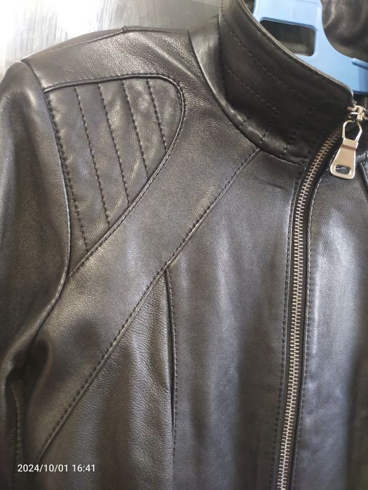 Кожаная куртка 44р.