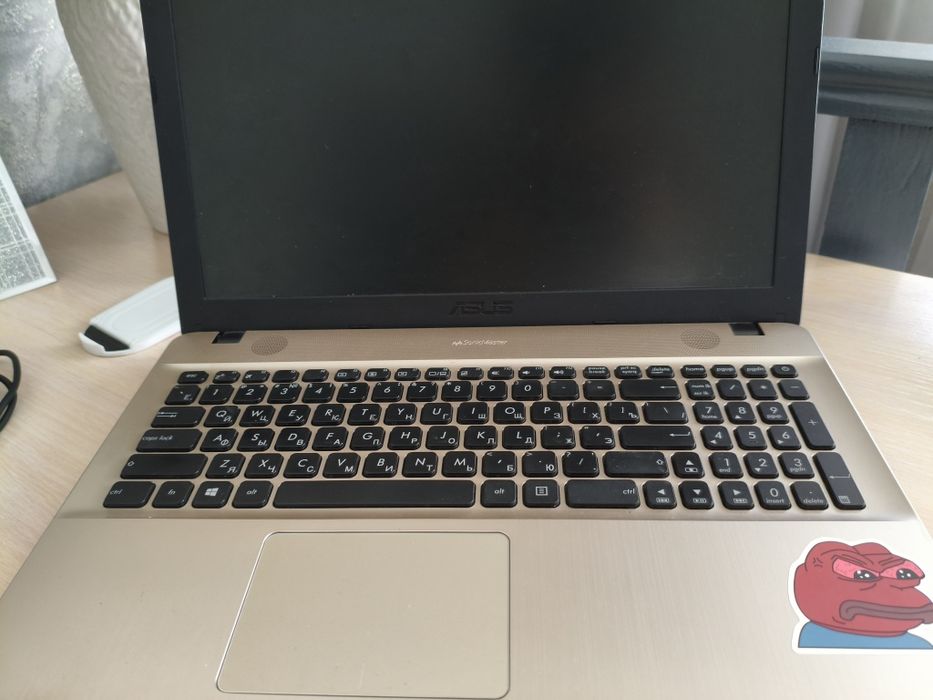 Продам ноутбук Asus