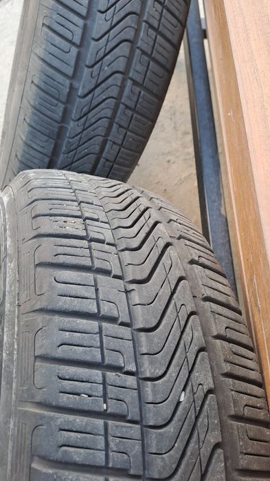 Два броя летни гуми 17 цола