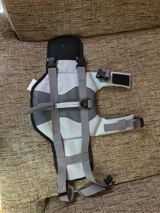 Продам плавательный костюм для собаки