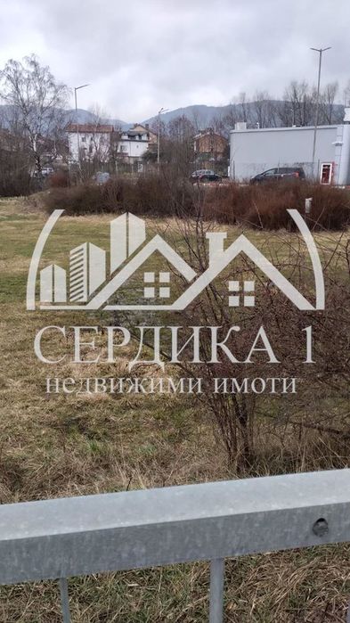 Парцел в Добринище