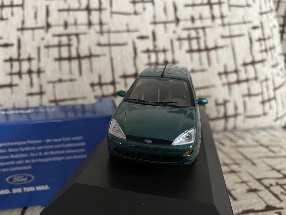 Minichamps Ford Focus macheta din metal scara 1:43