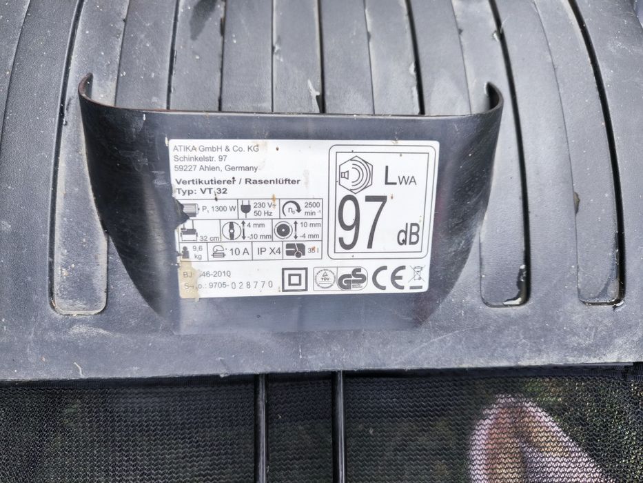 Verticultor și aerator gazon ATIKA VT 32 ,1300 W- Functionala
