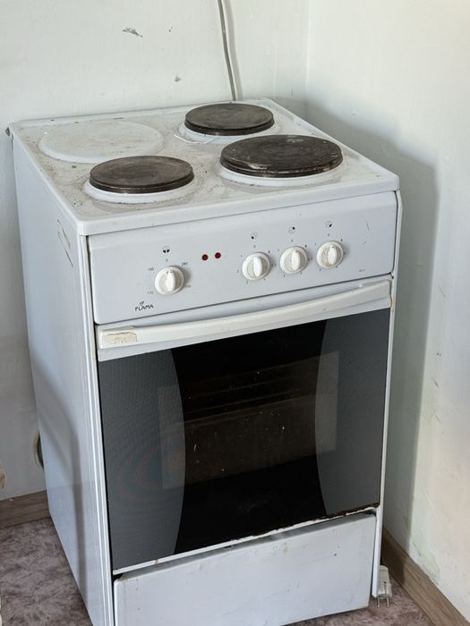 Продам плиту электричиский