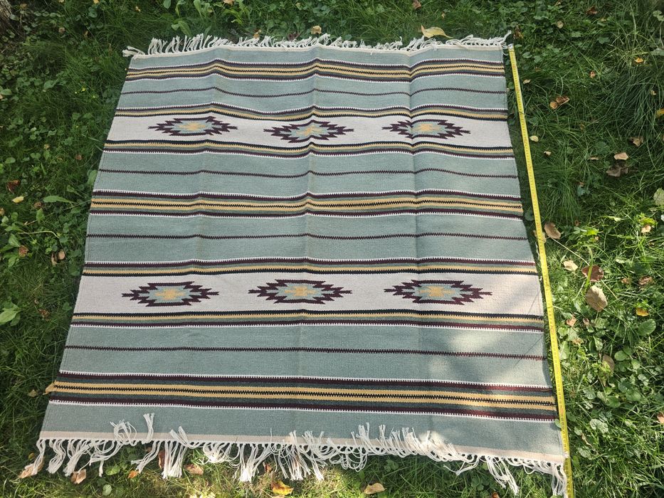 Covor tradițional Bucovina, lână, lucrat manual, nou – 130×130 cm