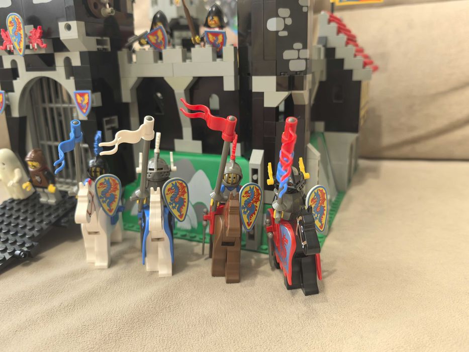 LEGO Castle 6086 Black Knight's Castle