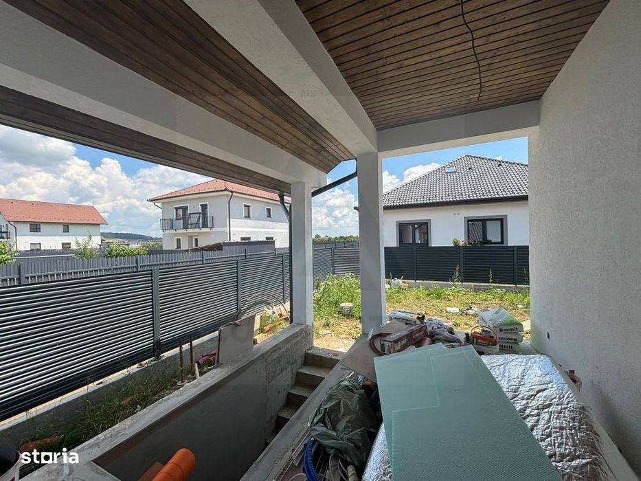 Casa premium pe un singur nivel 4 camere terasa pivnita Cristian