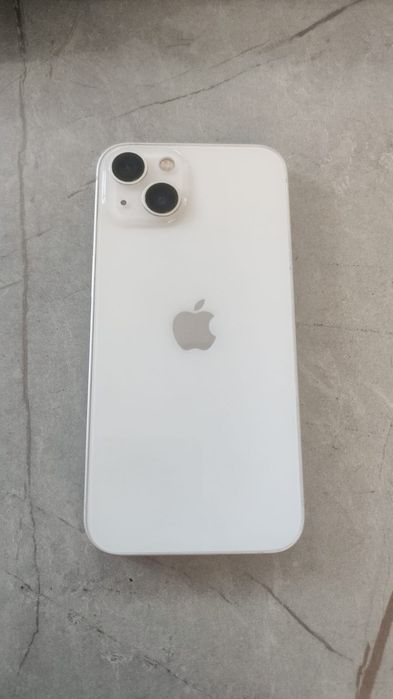 Продаётся iPhone 13