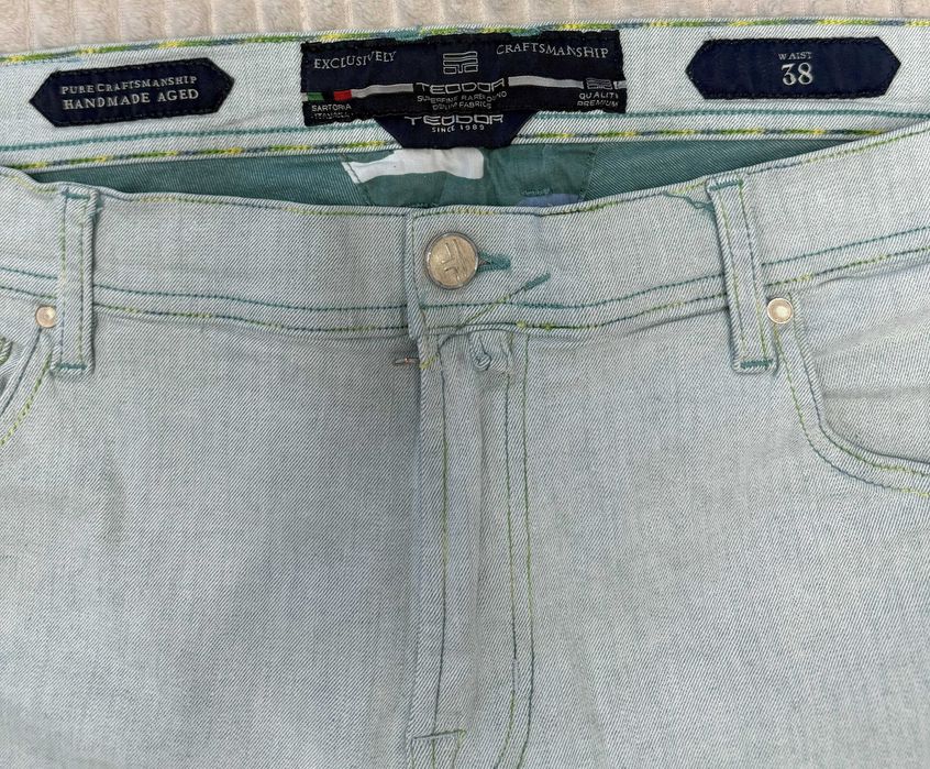 Къс панталон TEODOR