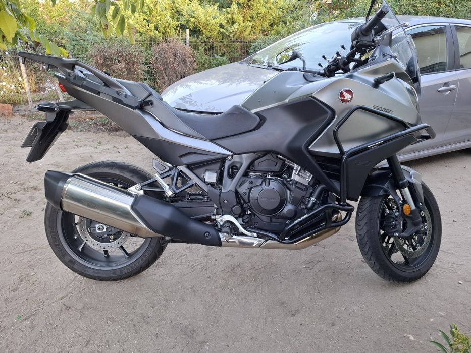 Honda NT 1100 2023  5.000 km