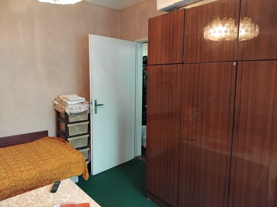 Продавам 2-стаен, Здравец север