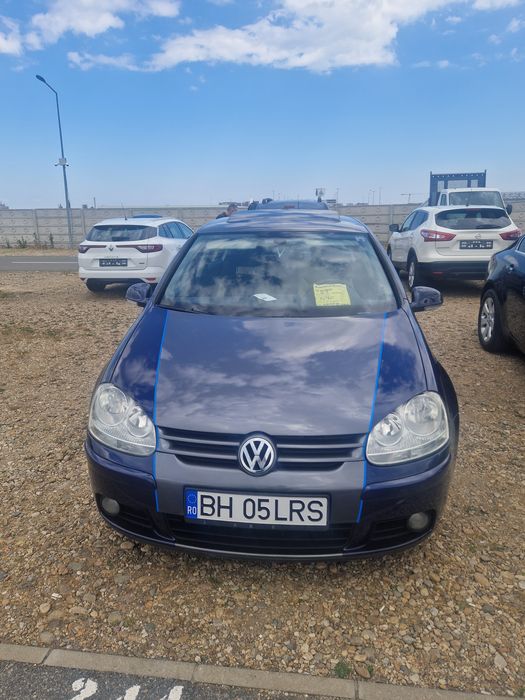 Vând golf 5 2.0 tdi