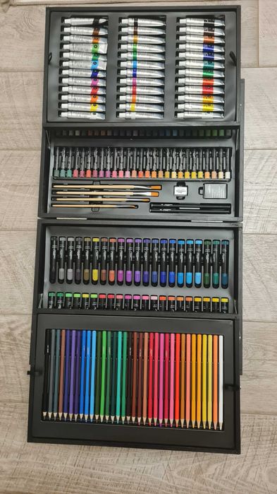 Набор для рисования Crelando 174 предмета, краски, фломастеры, новый