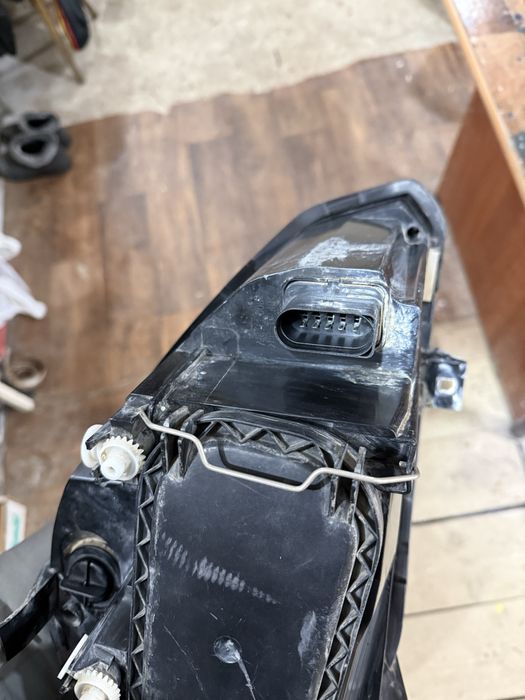 Фара приора 2 с ход однём левая оригинал бош