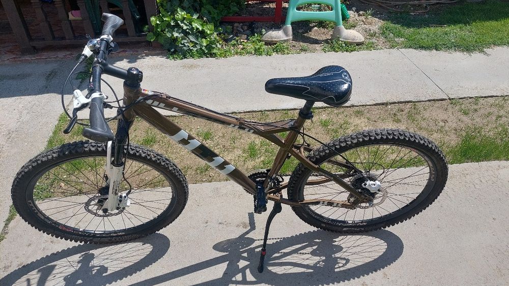 Bicicleta McKenzie HILL 800 MT11