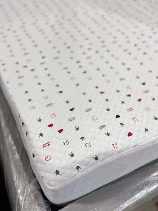 Наматрасник водонепроницаемый