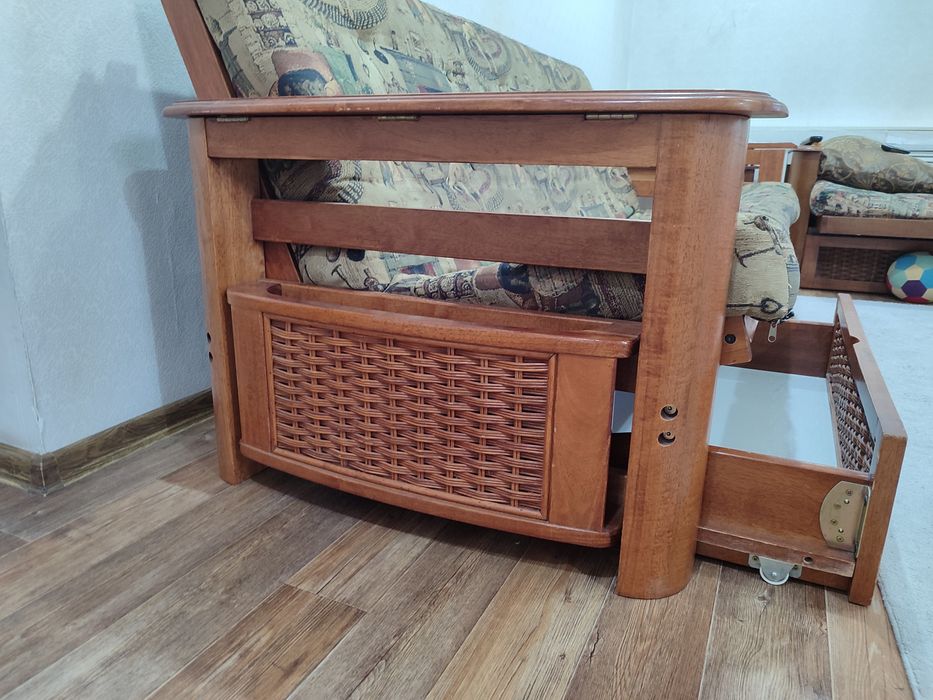 Раскладной диван