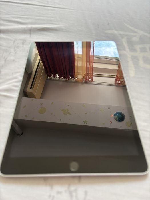 iPad 9th generation (2021)- 10.2