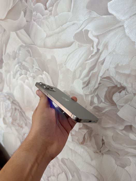 iPhone 15 Pro Max 256Gb - В отличном состоянии
