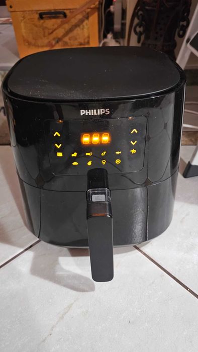 Friteuza cu aer cald Philips Airfryer Essential Collection HD9270/90