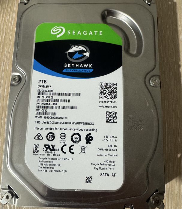 Продам жесткий диск, HDD на 2TB.