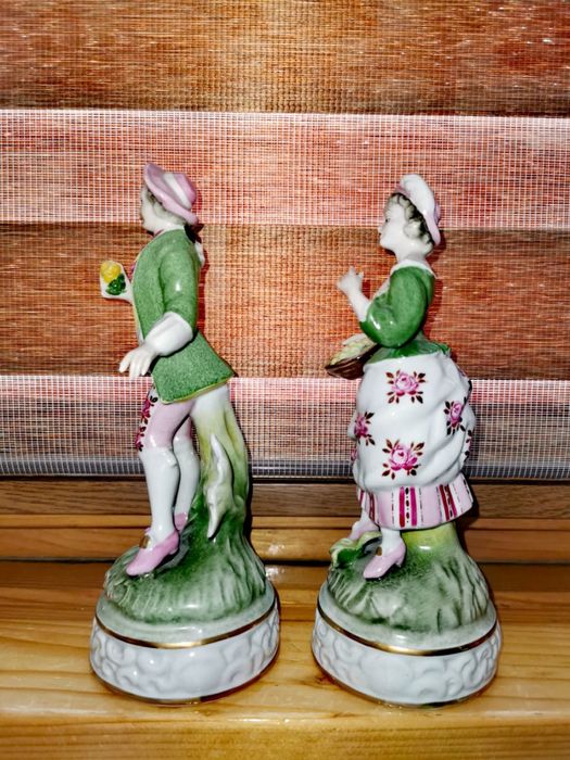 Антикварна фигура на мъж Майсен порцелан колекционерска статуетка 100г