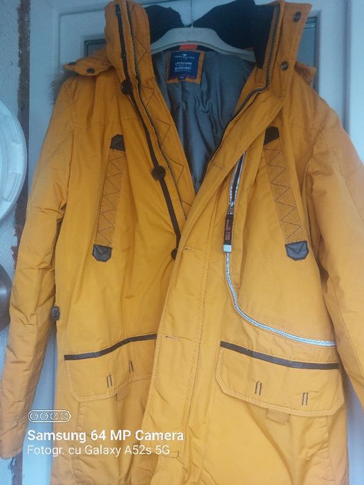Geaca   Tom  Tailor,lunga,cu  gluga  detasabila