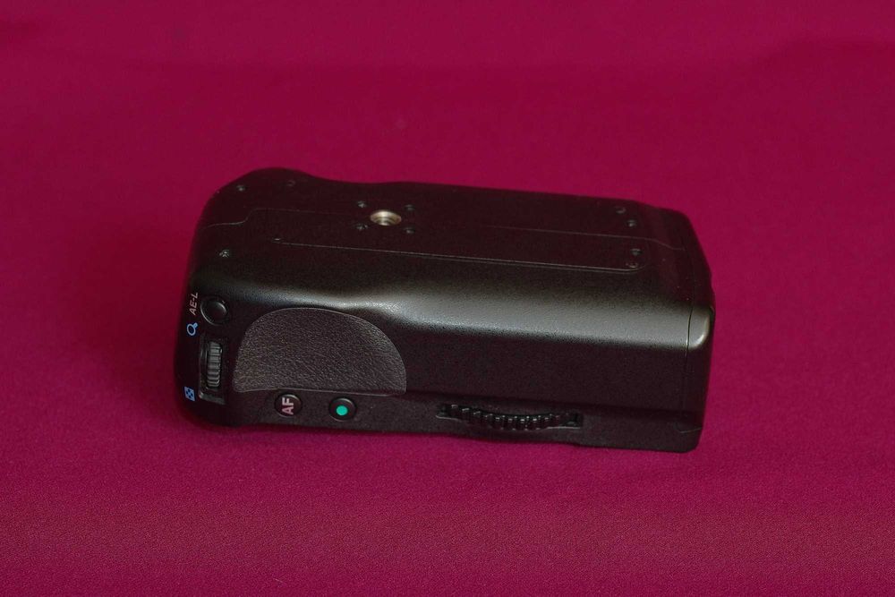 Отличен оригинален грип за Pentax K-3/K-3 II - Pentax D-BG5 + батерия