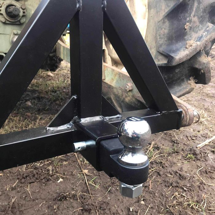 Carlig remorcare tractor in 3 puncte