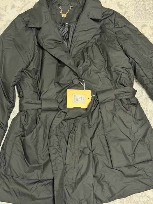 Продам куртку весна -осень MaxMara