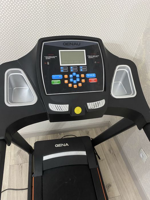 Беговая дорожка GENAU