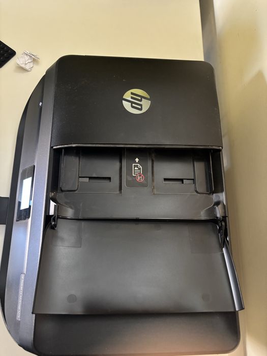 Imprimanta HP DeskJet Ink Advantage 5275