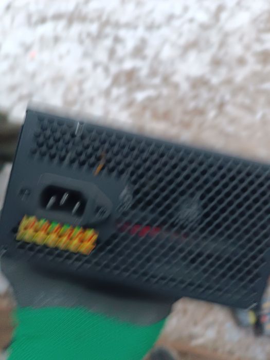 Продам блок питания 400 вт игровой