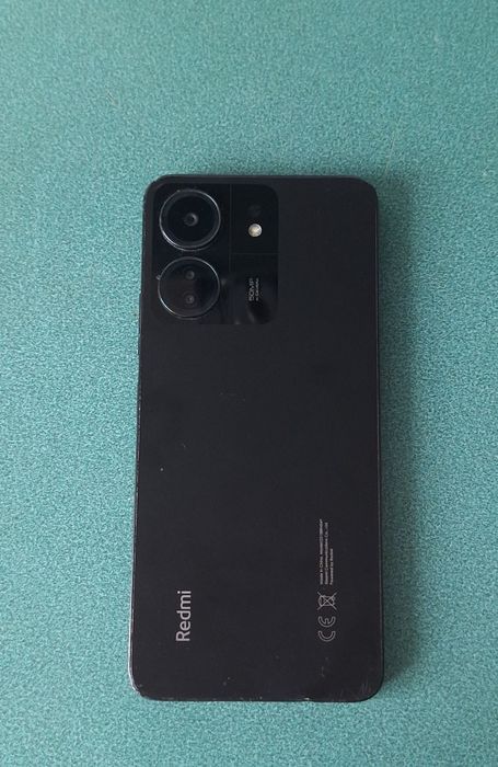 Redmi 13C 256GB utilizat un an
